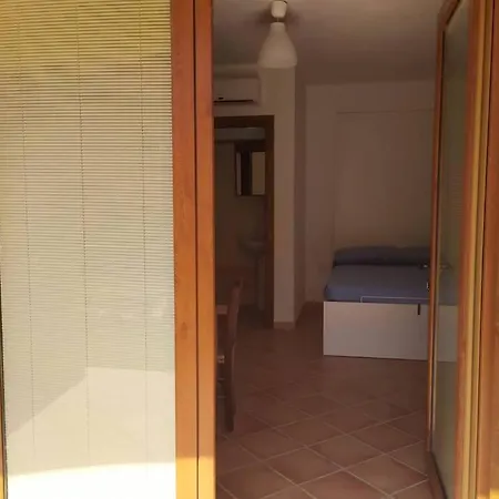 Tiny House *